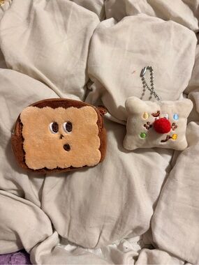 Free People Plush Toast Pouch & Decorated Pillow Bag Charm Set
